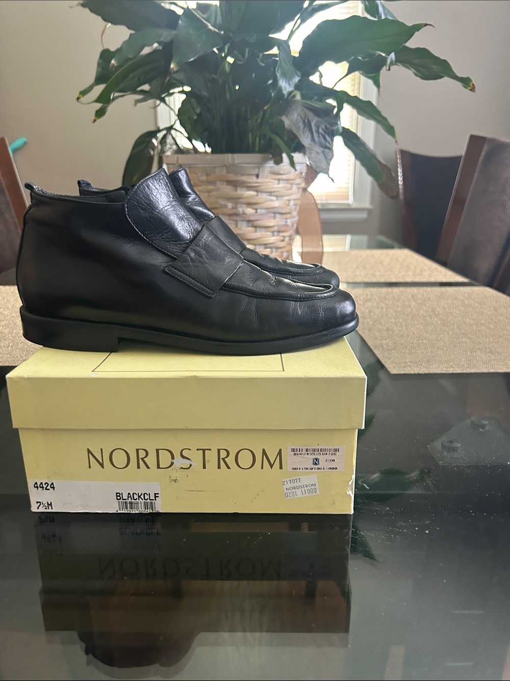 Nordstrom Black Leather ankle boots with zipper inside Loafer style